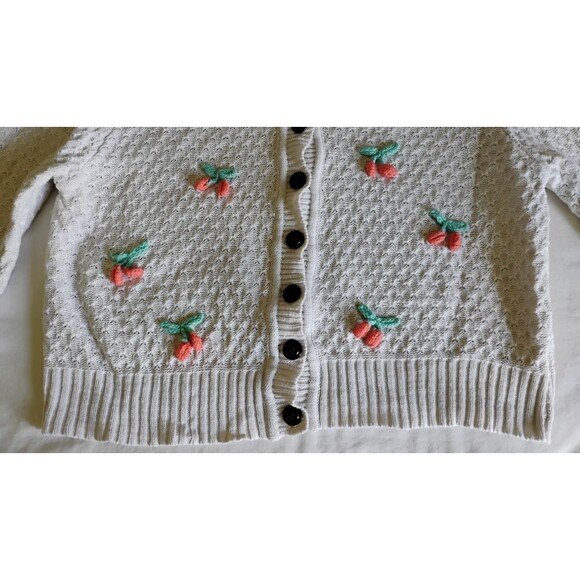 Women's Crochet Cherry Knit Cardigan Crop Cream Full Button Sz M VGC Adorable! - Picture 3 of 9